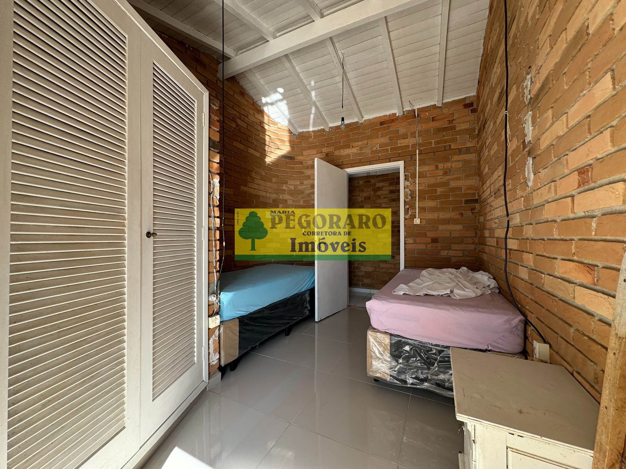Casa, 4 quartos, 250 m² - Foto 25