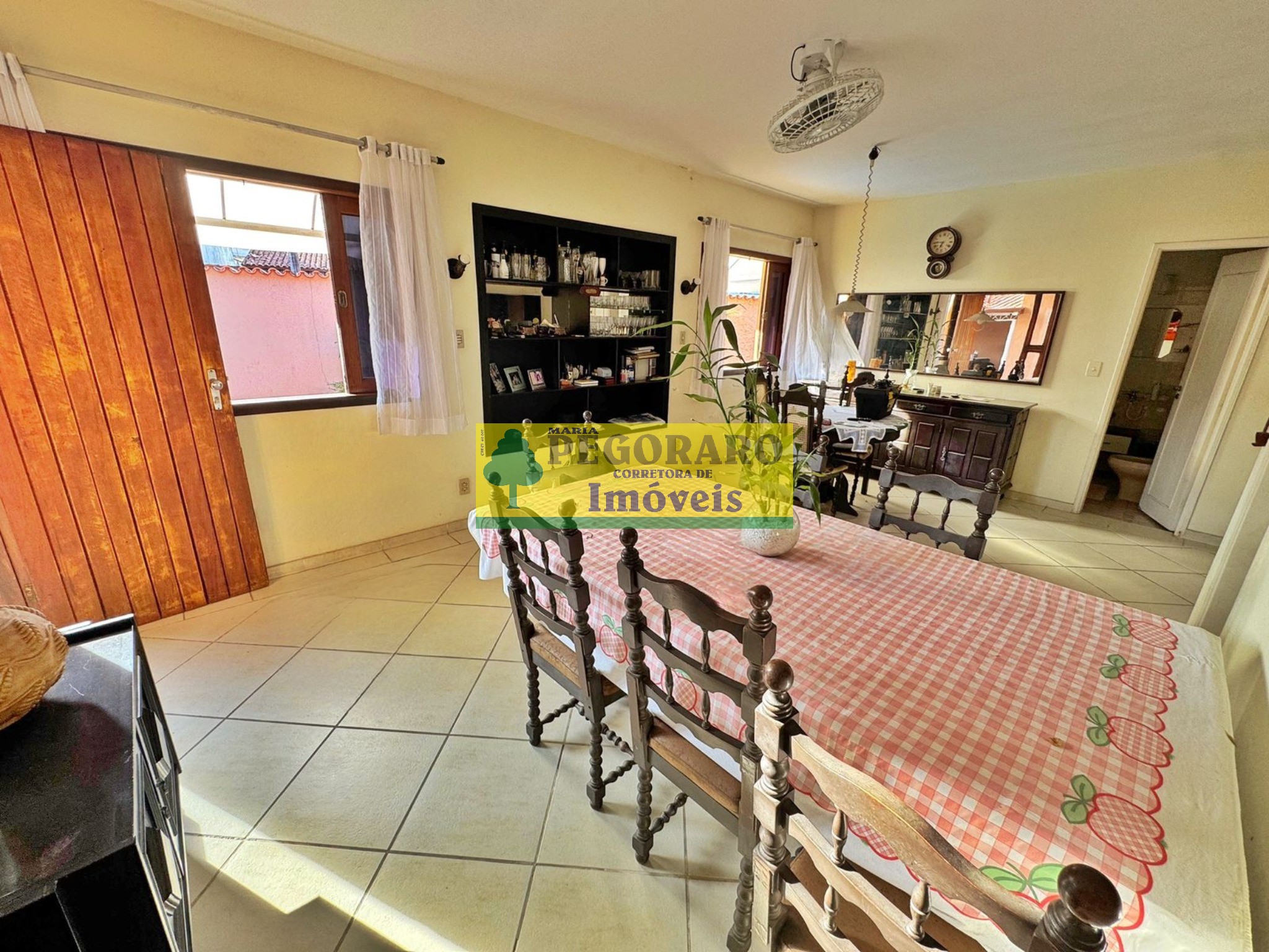 Casa, 4 quartos, 249 m² - Foto 4