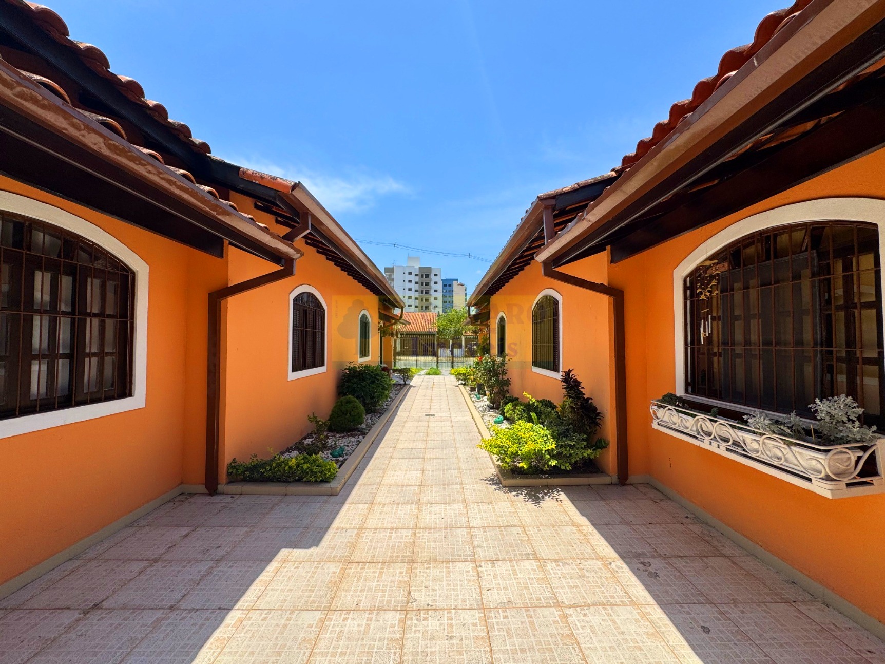 Casa, 2 quartos, 65 m² - Foto 1