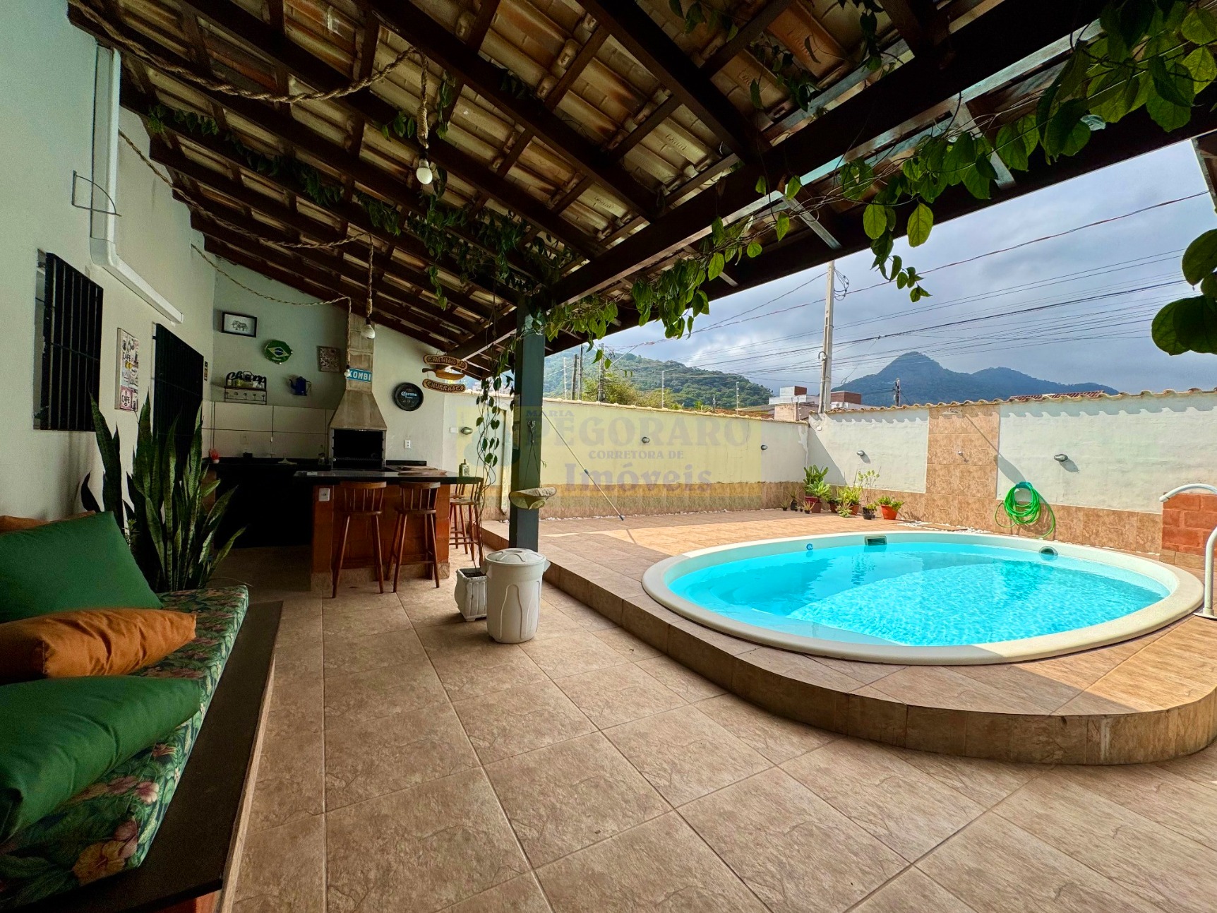 Casa, 7 quartos, 288 m² - Foto 3