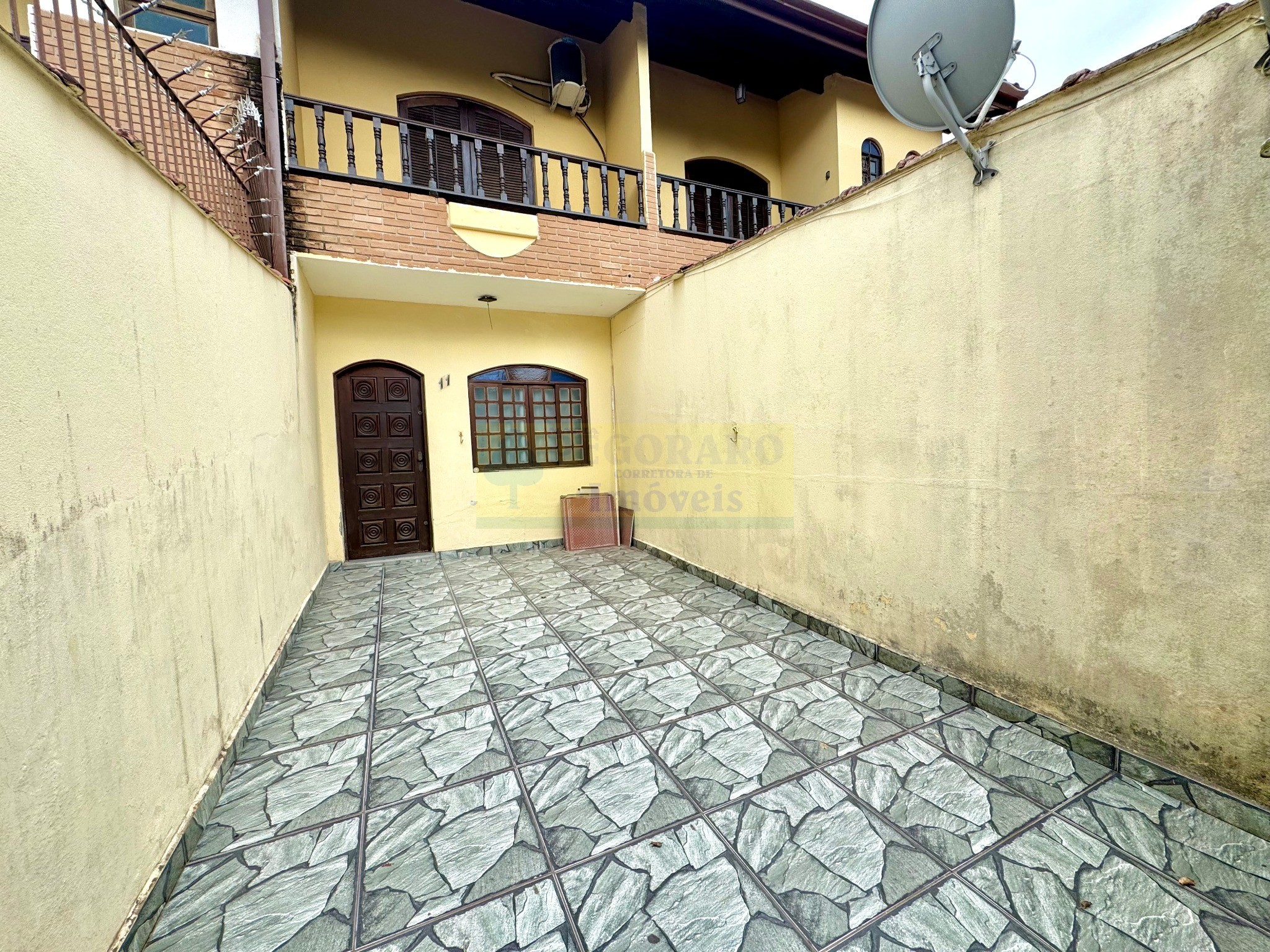 Casa, 2 quartos, 75 m² - Foto 1