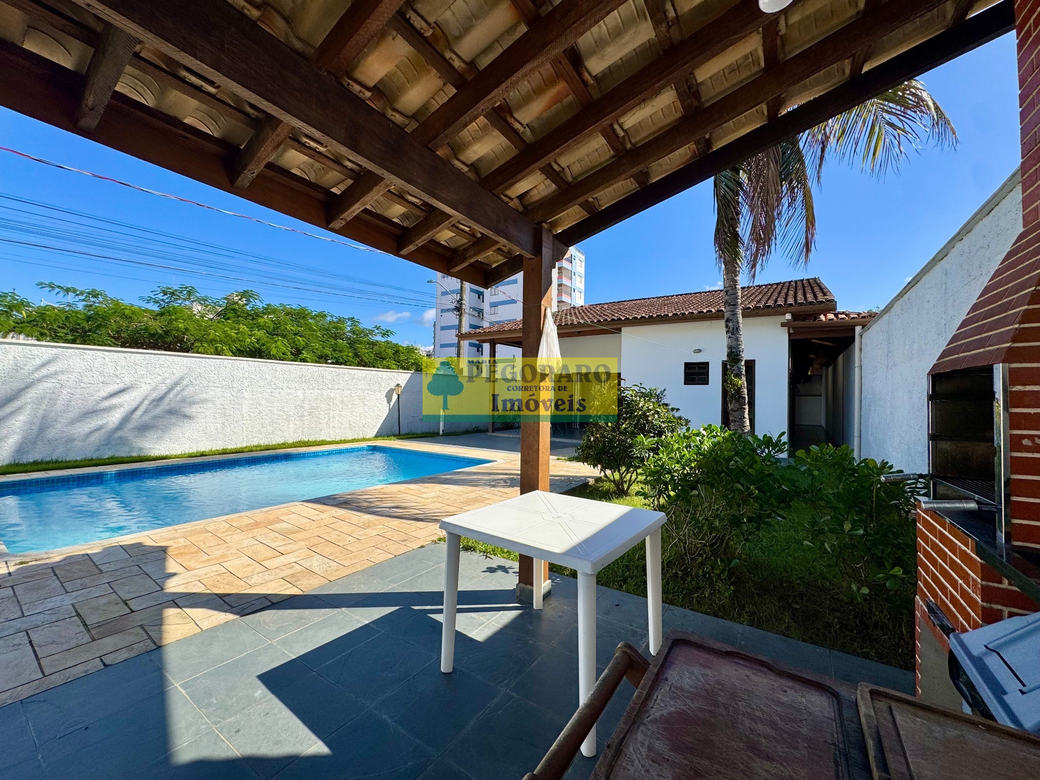 Casa, 2 quartos, 158 m² - Foto 2