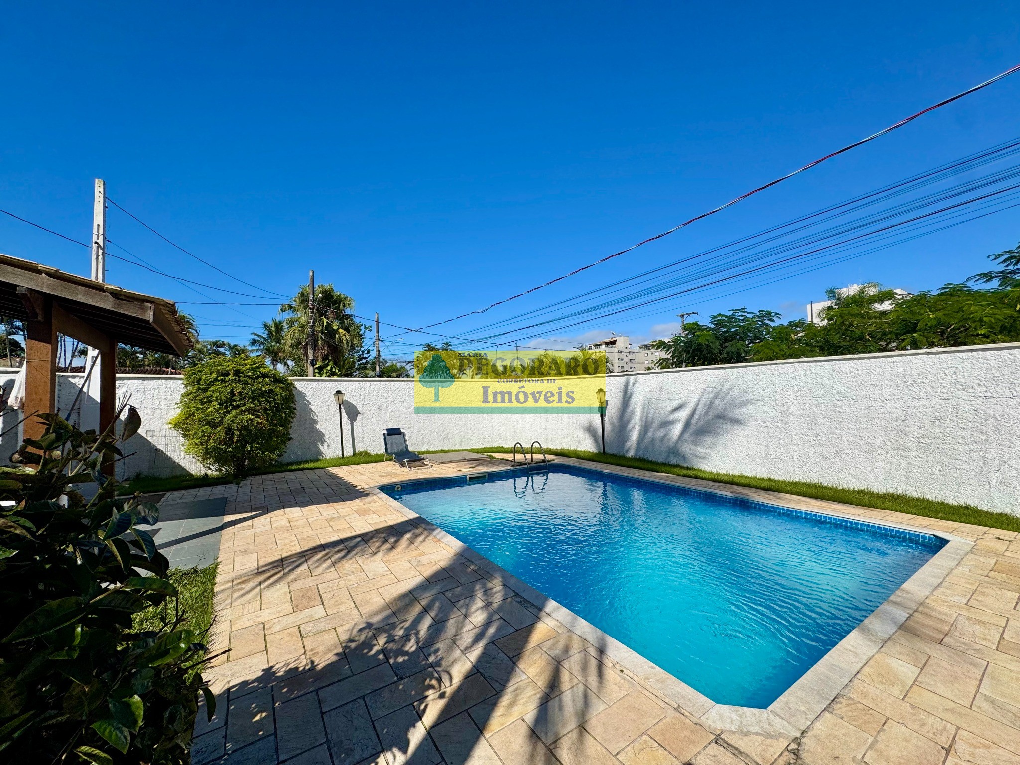 Casa, 2 quartos, 158 m² - Foto 1