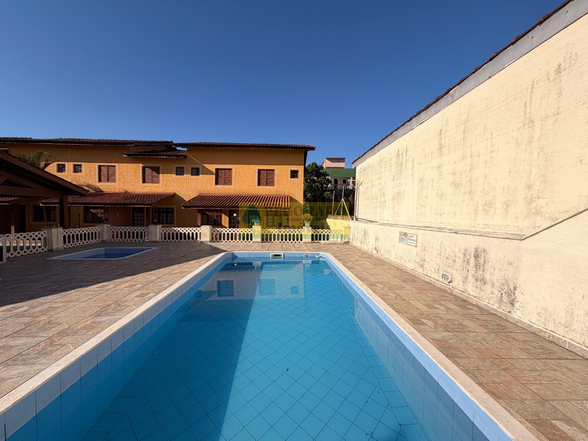 Casa, 2 quartos, 75 m² - Foto 1