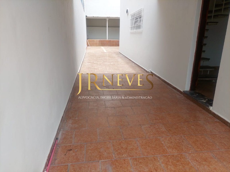 Casa à venda e aluguel com 3 quartos, 200m² - Foto 22