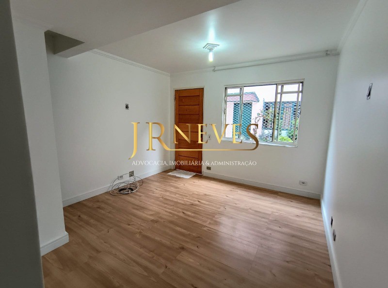 Casa à venda com 2 quartos, 60m² - Foto 13