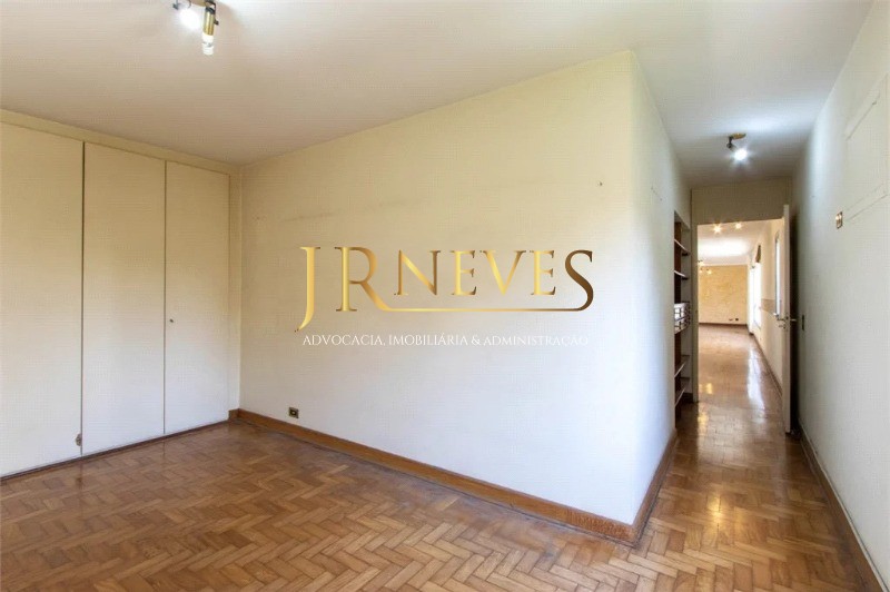 Apartamento à venda com 3 quartos, 150m² - Foto 5