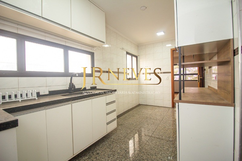 Apartamento à venda com 4 quartos, 140m² - Foto 4