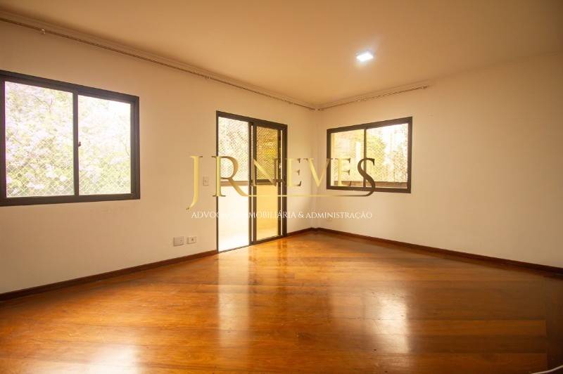 Apartamento à venda com 4 quartos, 140m² - Foto 1