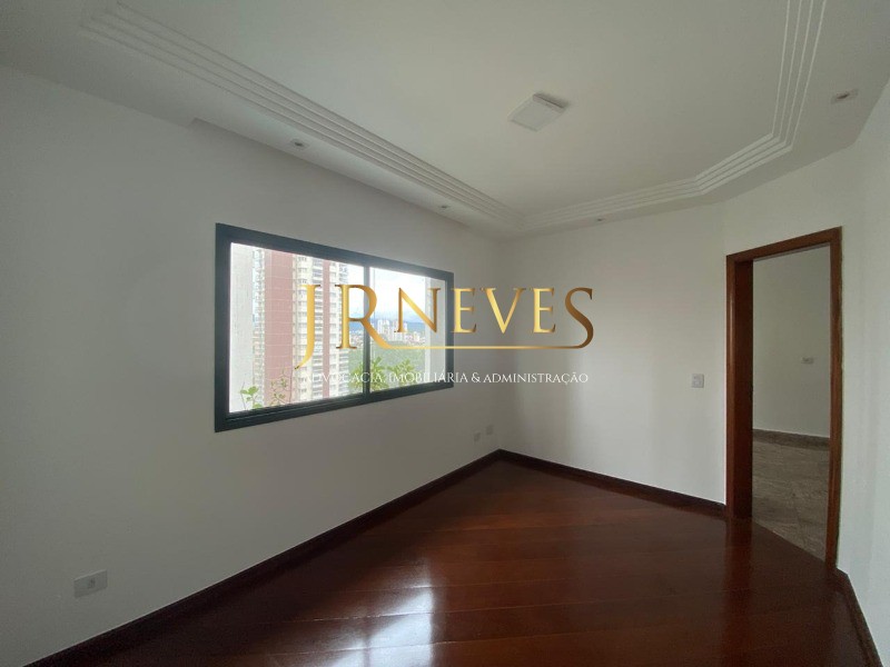 Apartamento à venda com 3 quartos, 157m² - Foto 8