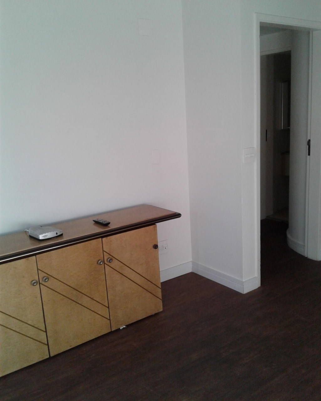 Apartamento à venda e aluguel com 1 quarto, 40m² - Foto 4