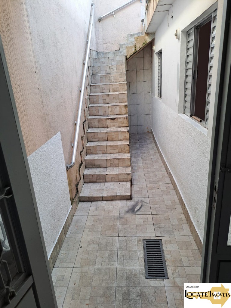 Sobrado à venda com 2 quartos, 120m² - Foto 35