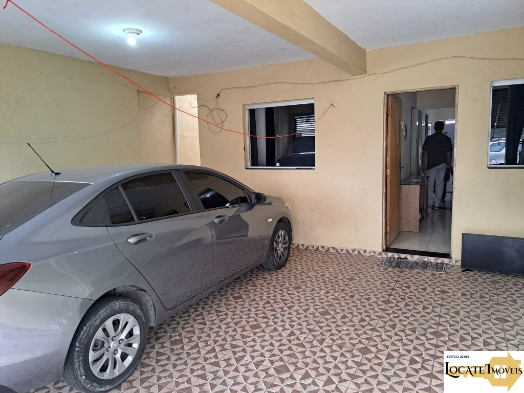 Sobrado à venda com 6 quartos, 250m² - Foto 2