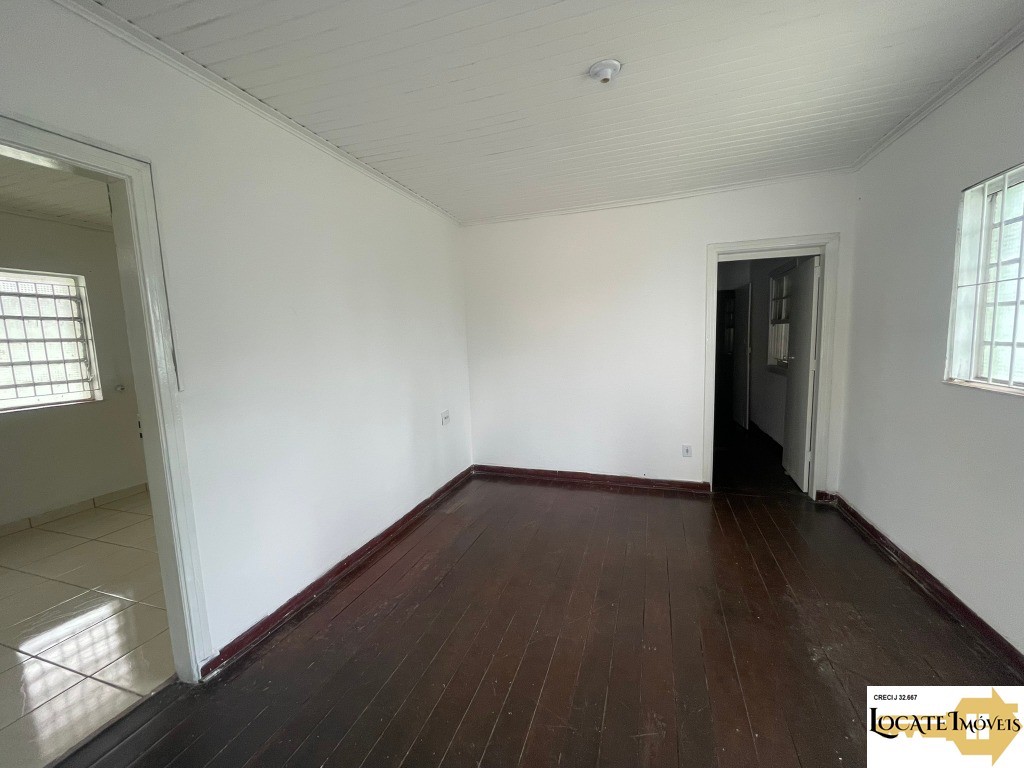 Casa para alugar com 2 quartos, 70m² - Foto 3