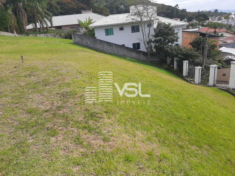 Terreno em condomínio fechado, no alto da Trindade com vista MAR