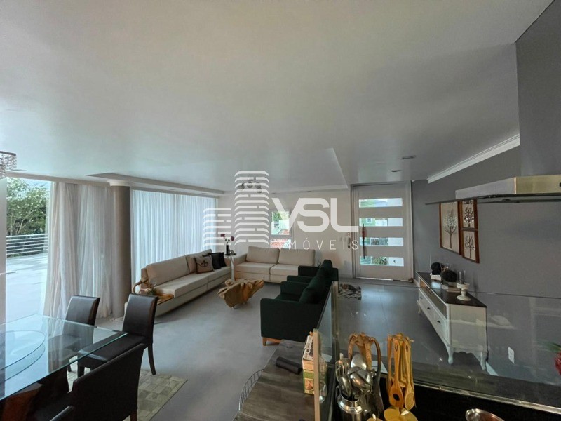 Casa 3 suítes alto padrão com vista mar, Agronômica