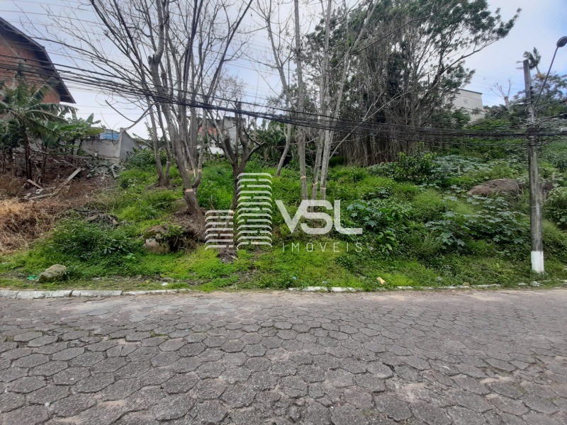 Terreno com 480 m², Viabilidade para 4 pavimentos, escritura pública, próximo do Floripa shopping
