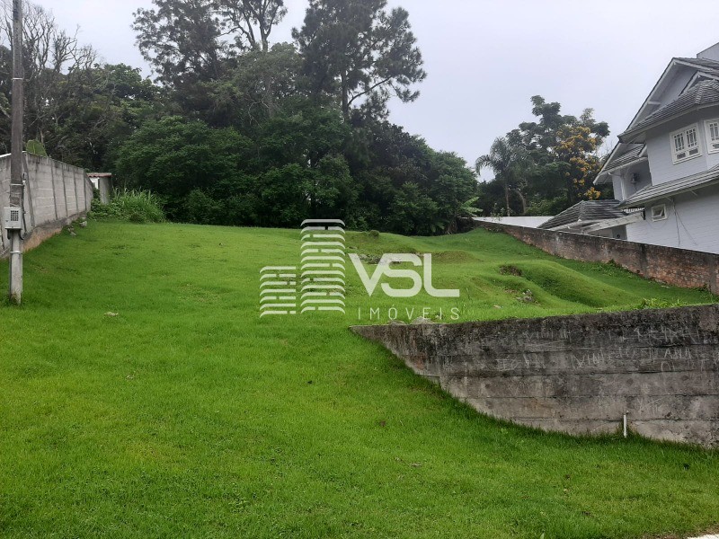 Terreno com 686 m² bairro Cacupé, condomínio fechado, vista MAR