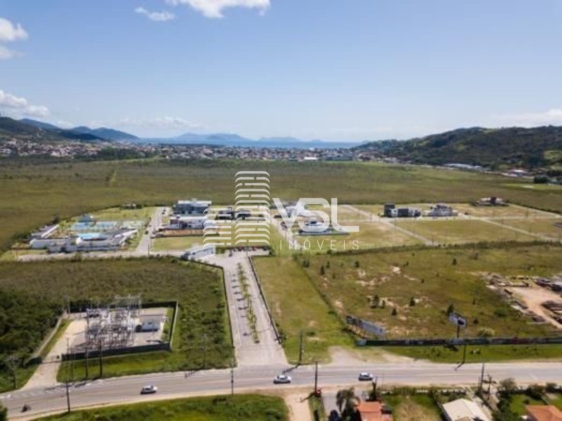 Terreno com 600 m² no condomínio Garopaba Internacional