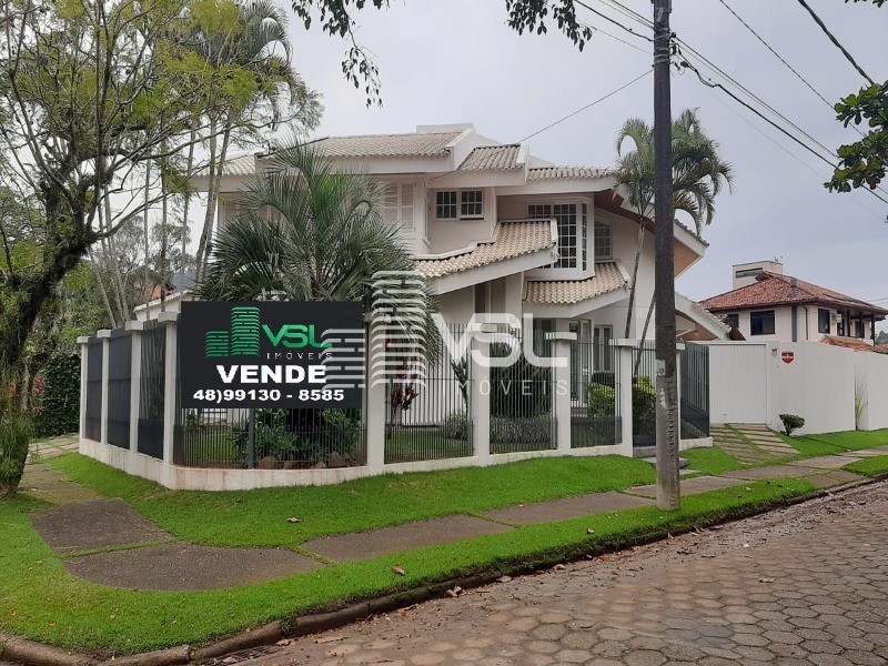 Casa 4 dormitórios sendo 2 suítes, Jardim Anchieta, Córrego Grande