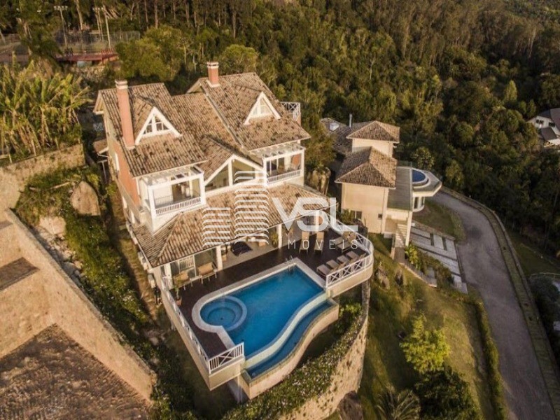 CASA em condomínio, com vista espetacular para o MAR