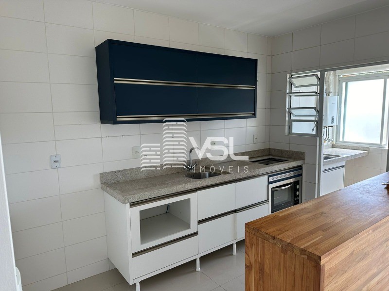 Apartamento 2 dormitórios com vista livre e desocupado, cortina d´ampezzo
