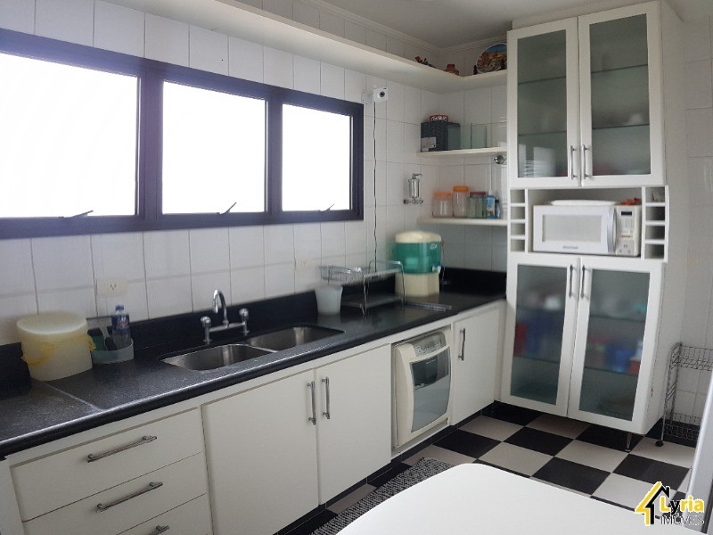 Apartamento à venda com 3 quartos, 107m² - Foto 1