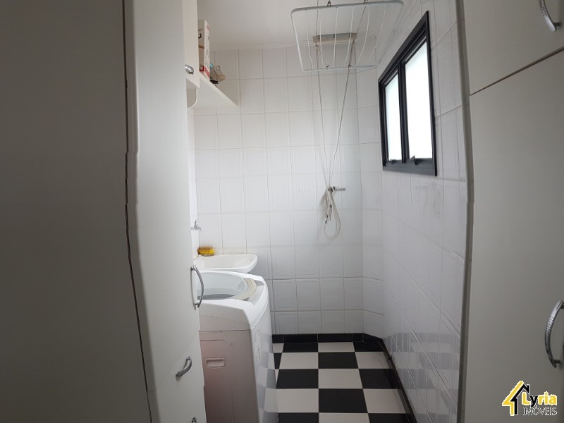 Apartamento à venda com 3 quartos, 107m² - Foto 12