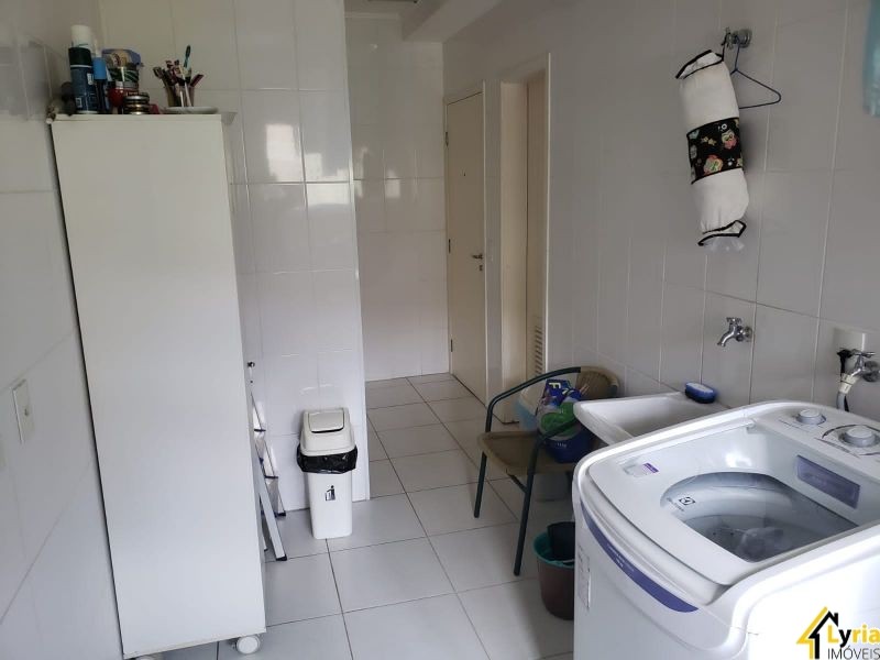 Apartamento à venda com 3 quartos, 236m² - Foto 14