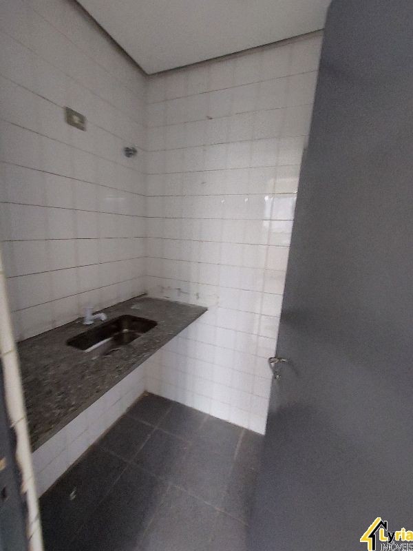 Loja-Salão à venda e aluguel com 5 quartos, 1100m² - Foto 15