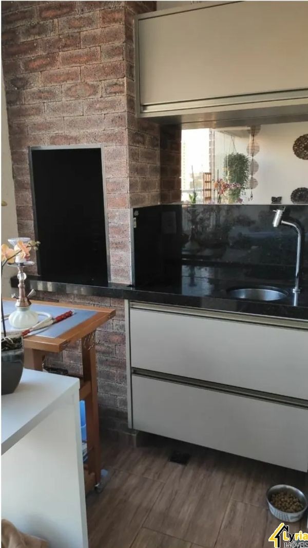 Apartamento à venda com 3 quartos, 96m² - Foto 18