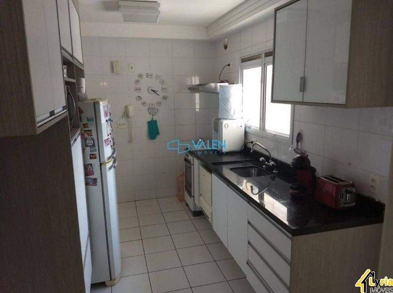 Apartamento à venda com 3 quartos, 166m² - Foto 15