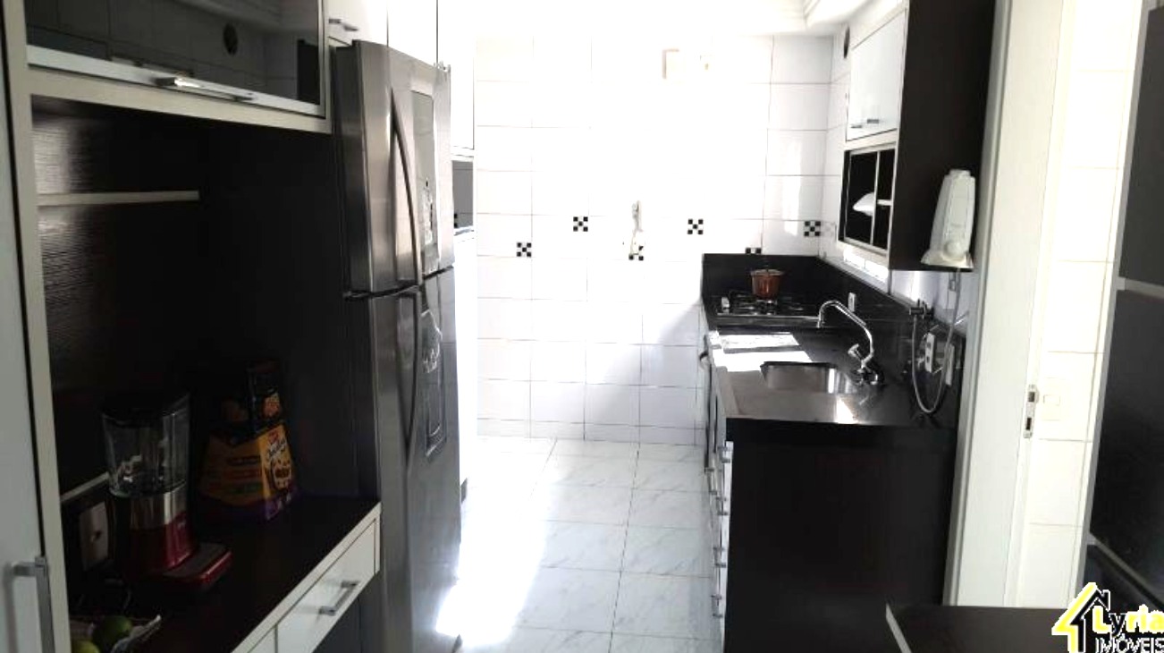 Apartamento à venda com 4 quartos, 135m² - Foto 4