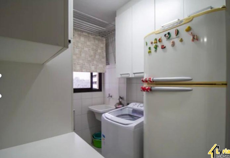 Apartamento à venda com 3 quartos, 140m² - Foto 11