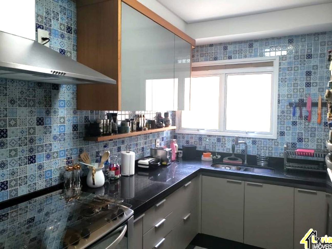 Apartamento à venda com 3 quartos, 236m² - Foto 8