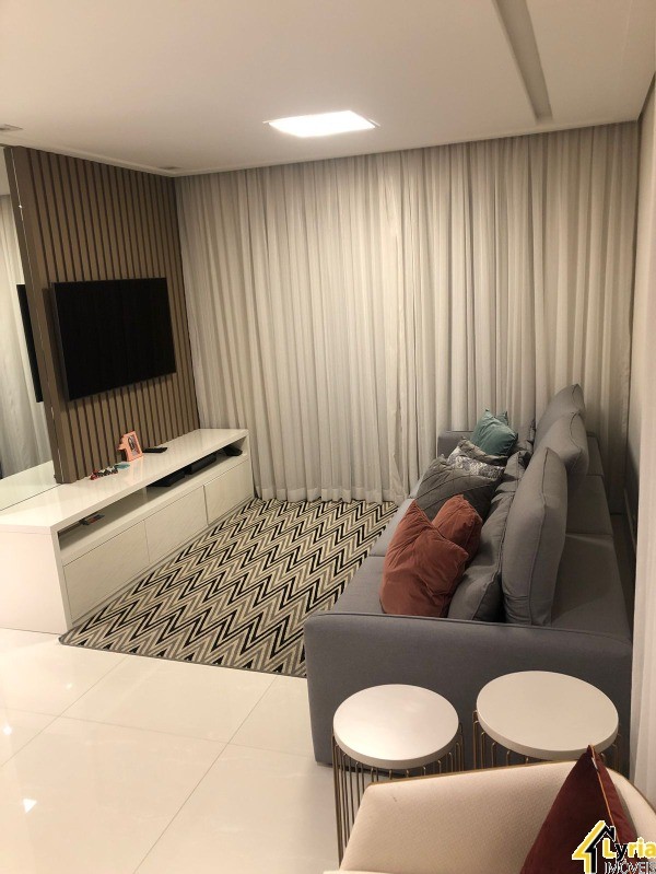 Apartamento à venda com 3 quartos, 142m² - Foto 3