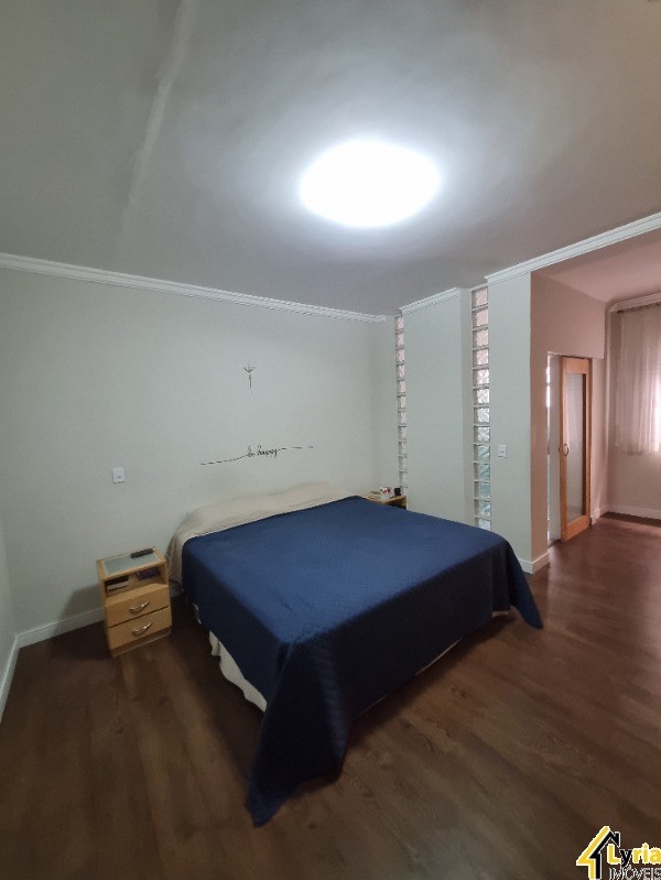 Casa à venda com 3 quartos, 156m² - Foto 14