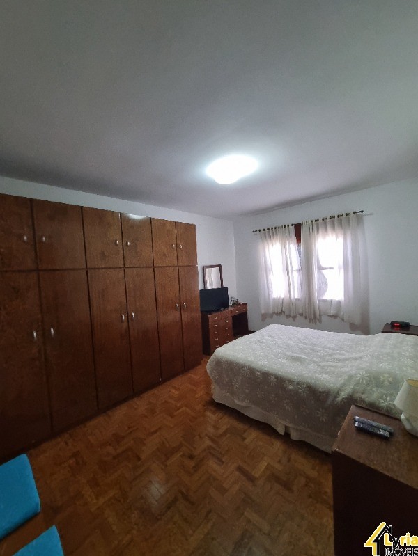 Casa à venda com 2 quartos, 137m² - Foto 4