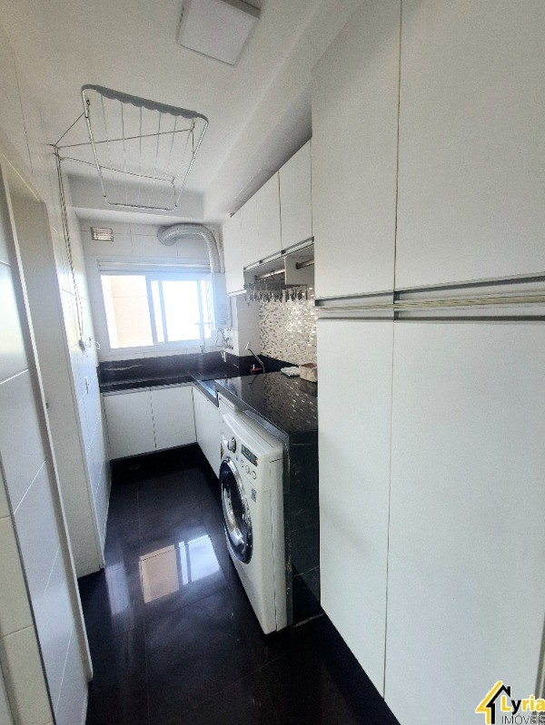 Apartamento à venda com 4 quartos, 180m² - Foto 15