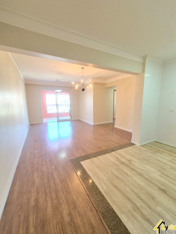 Apartamento à venda com 3 quartos, 101m² - Foto 9