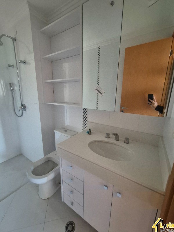 Apartamento para alugar com 3 quartos, 101m² - Foto 21