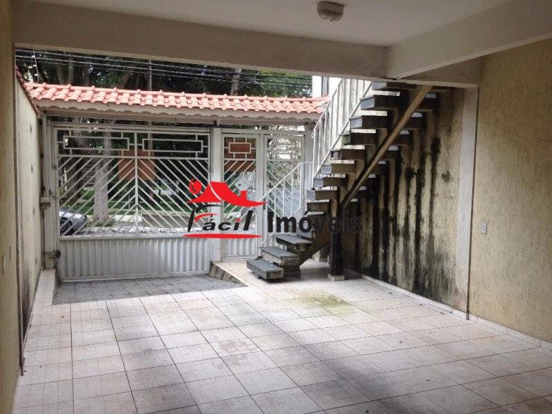 Sobrado à venda com 4 quartos, 180m² - Foto 2