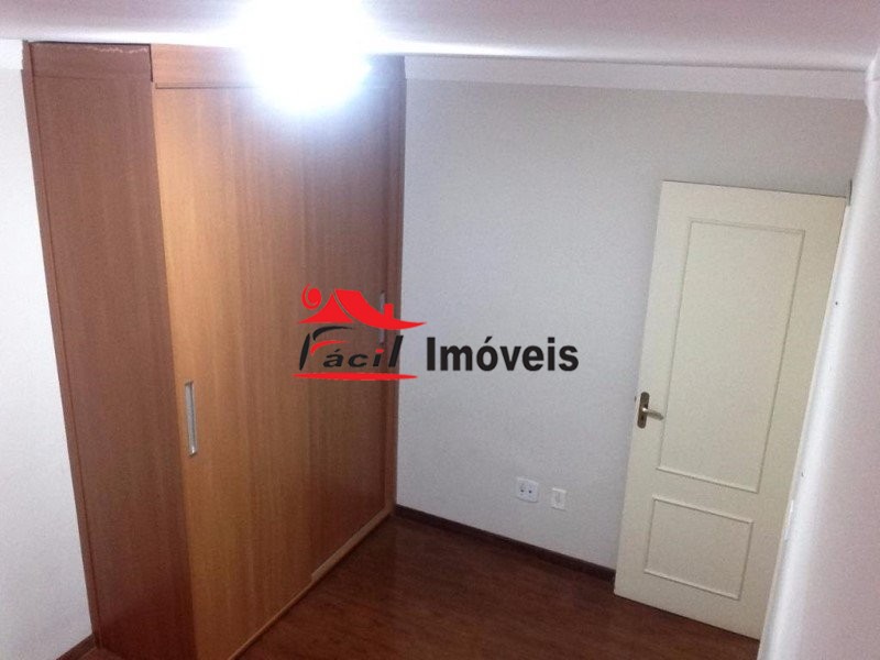 Sobrado à venda com 4 quartos, 180m² - Foto 29