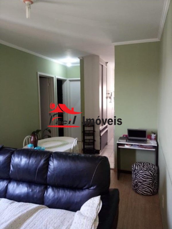 Apartamento à venda com 2 quartos, 42m² - Foto 2