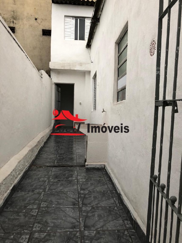 Sobrado à venda com 3 quartos, 58m² - Foto 2