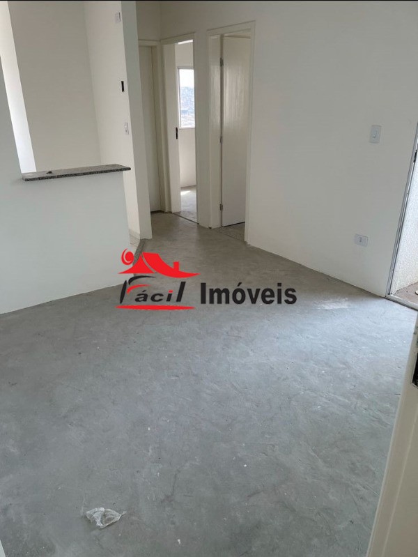 Apartamento à venda com 2 quartos, 44m² - Foto 14