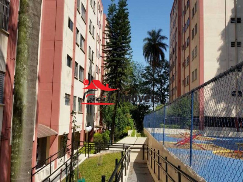 Apartamento à venda com 2 quartos, 67m² - Foto 3