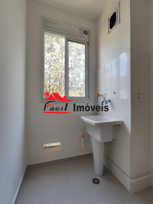 Apartamento à venda com 2 quartos, 42m² - Foto 8