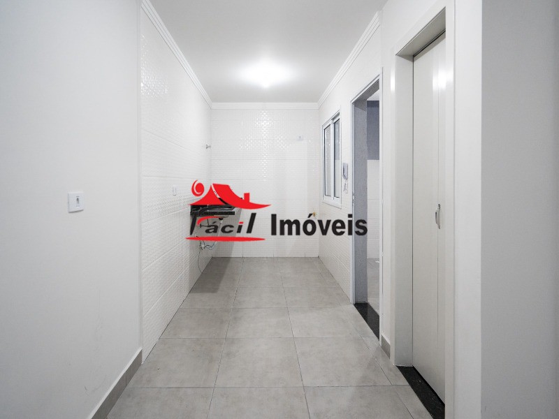 Casa à venda com 2 quartos, 67m² - Foto 12