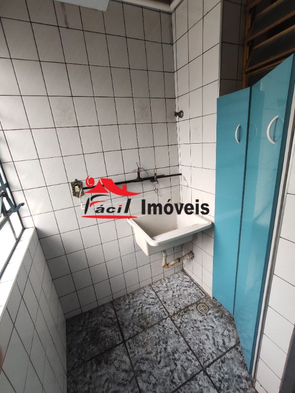 Apartamento à venda com 2 quartos, 42m² - Foto 11